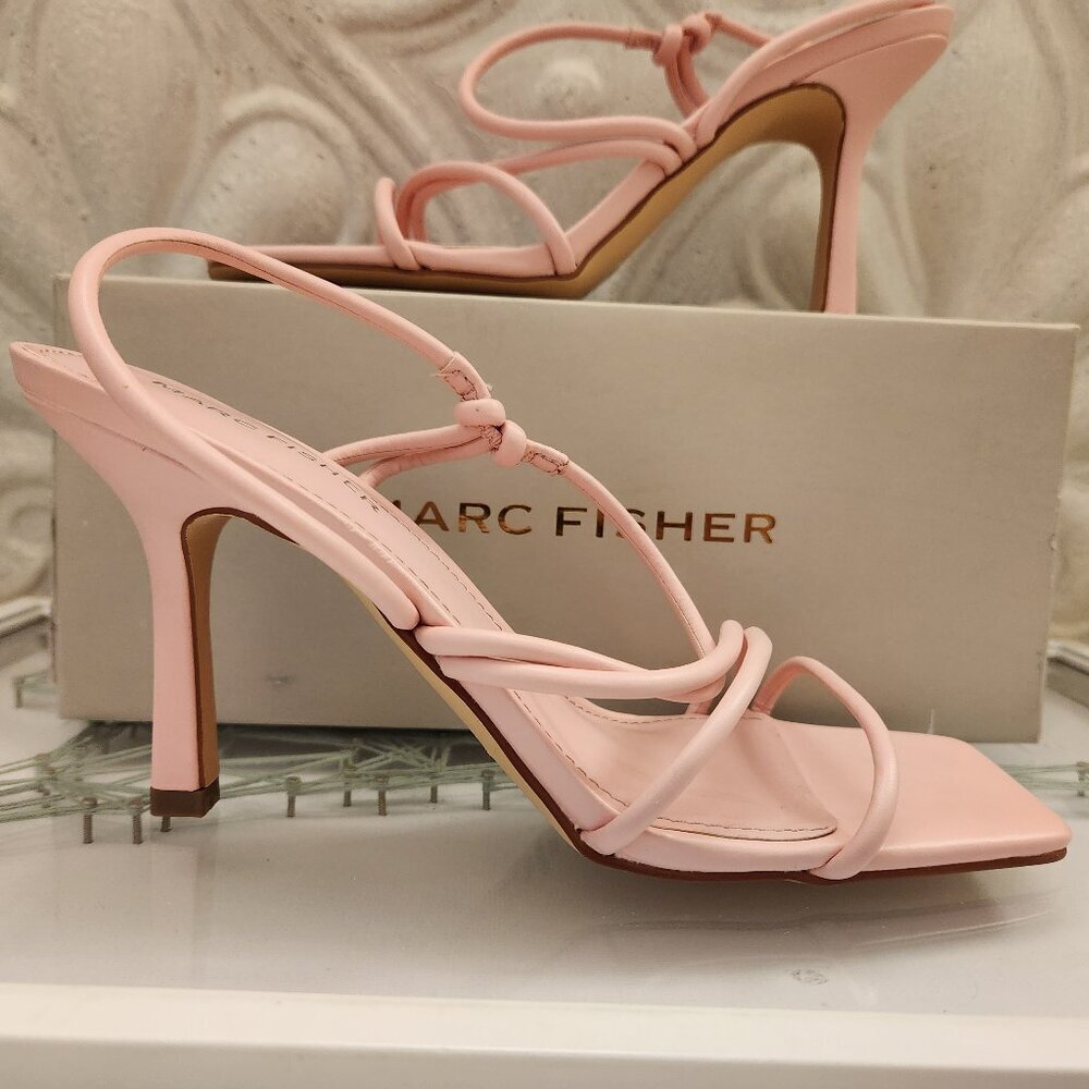 Marc Fisher Light Pink "Dareta" Heeled Sandals. NIB. Size 9